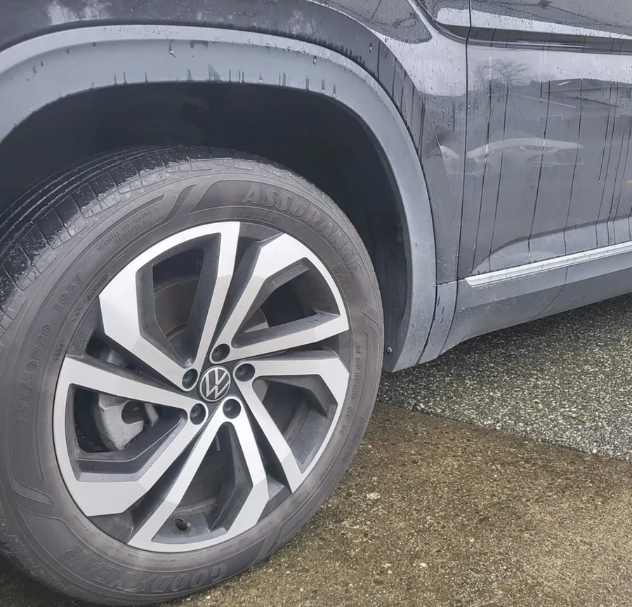 Before exterior detail